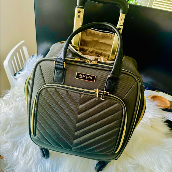 $300 Kenneth Color Underseat Luggage Spinner Satchel Olive Green + Gold - Picture 1 of 11